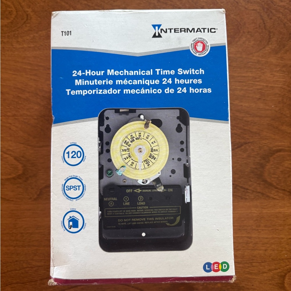 24-Hour Mechanical Time Switch - Yellow Dial. BRAND New! Never taken out of box!